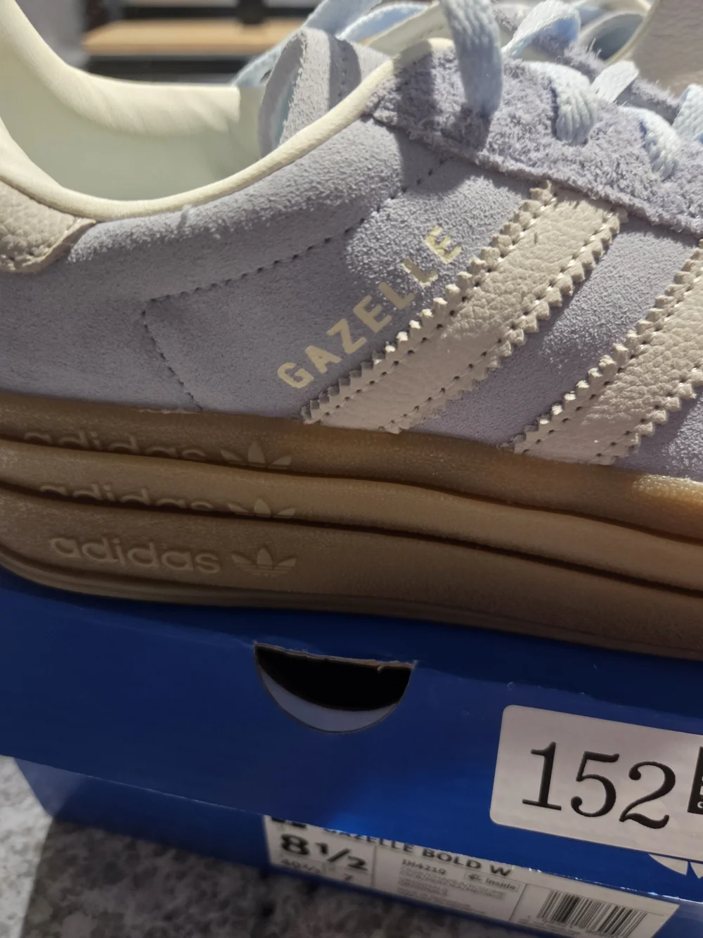 NIB Adidas Women’s Light Gray Suede Platform Gazelle Bold  Sneakers W8.5